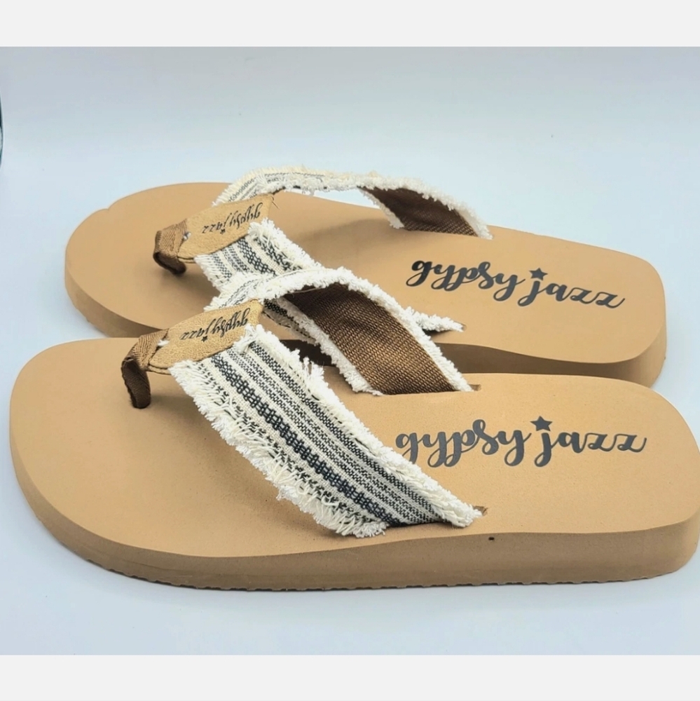 Gypsy Jazz Encore Frayed Top Fashion Flip Flop